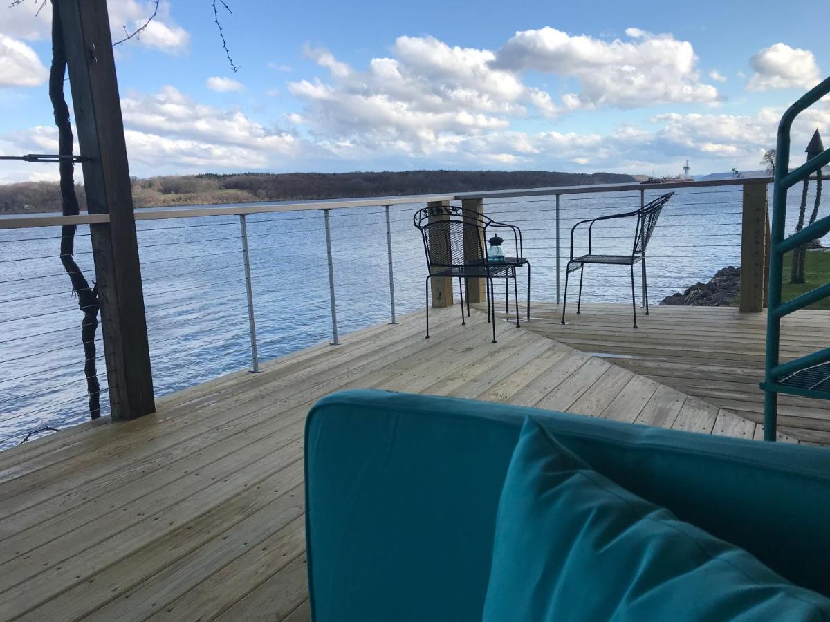 Hudson Riverfront Home キャッツキル エクステリア 写真