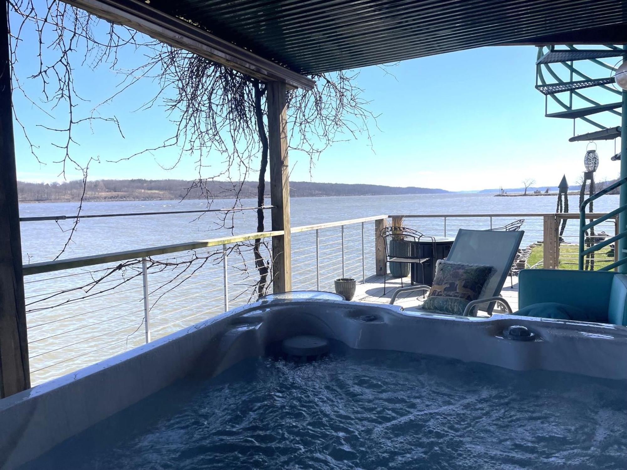 Hudson Riverfront Home キャッツキル エクステリア 写真