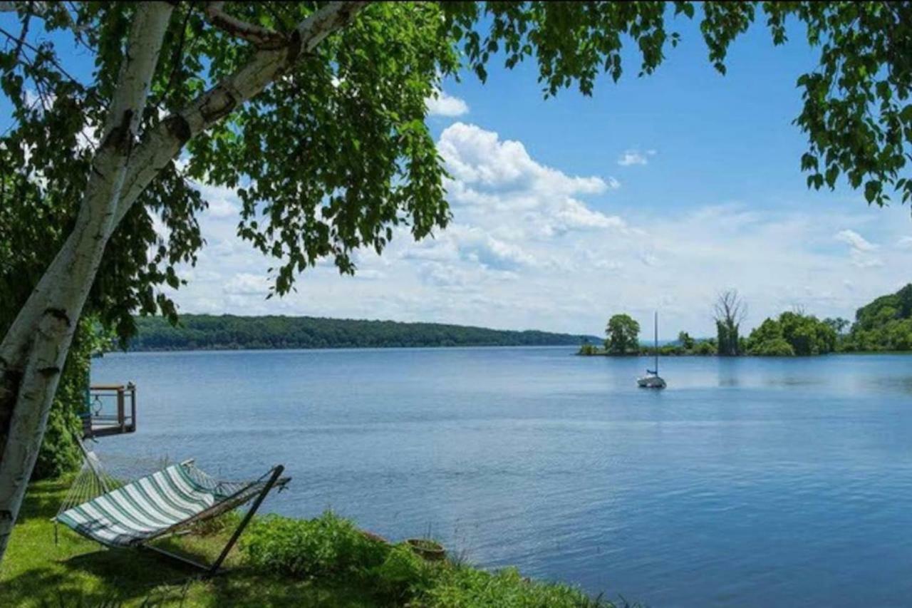 Hudson Riverfront Home キャッツキル エクステリア 写真